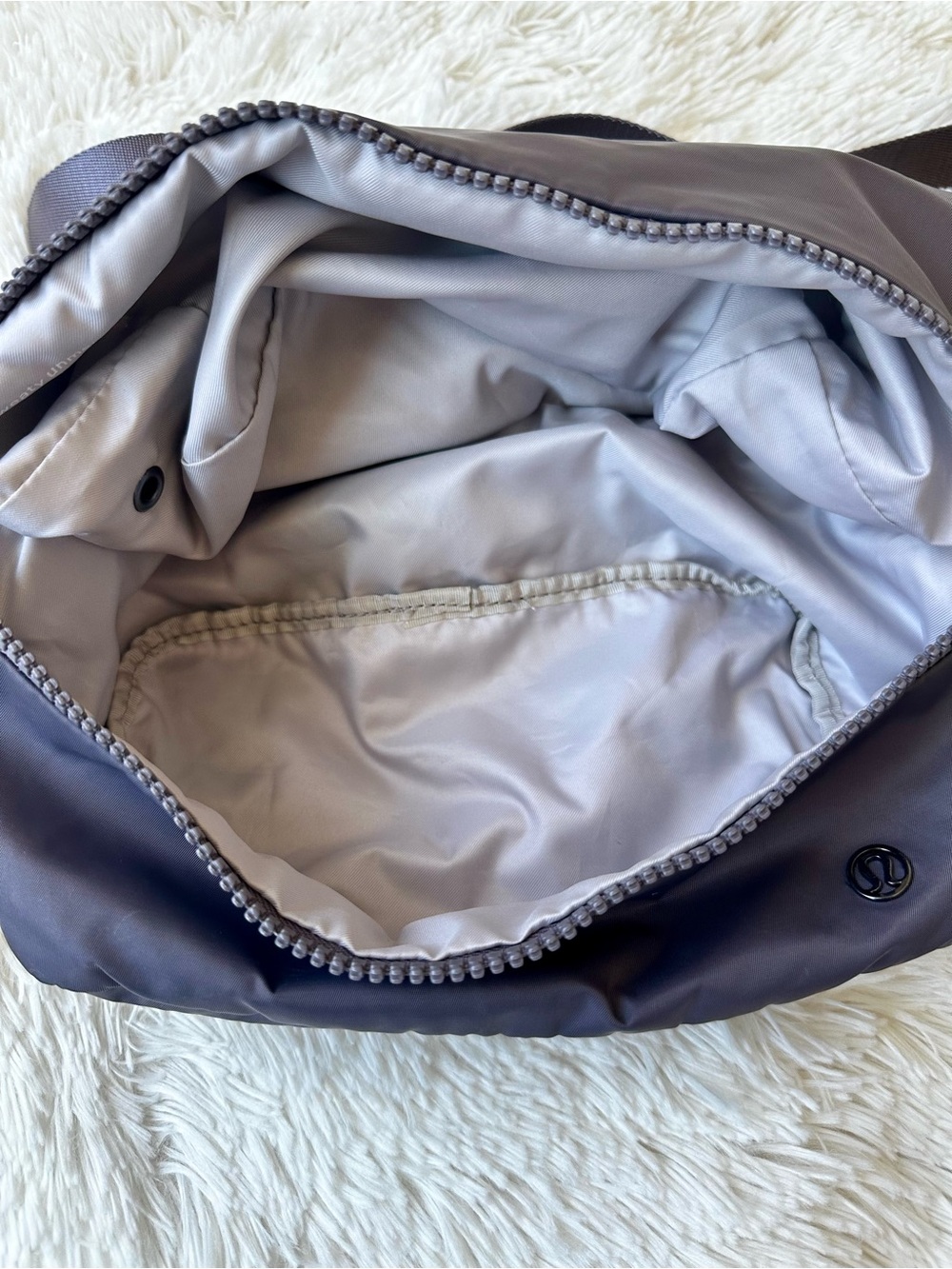 lululemon Go Lightly Shoulder Crossbody Bag Magnum Gray Purple Travel Women’s - Picture 6 of 12